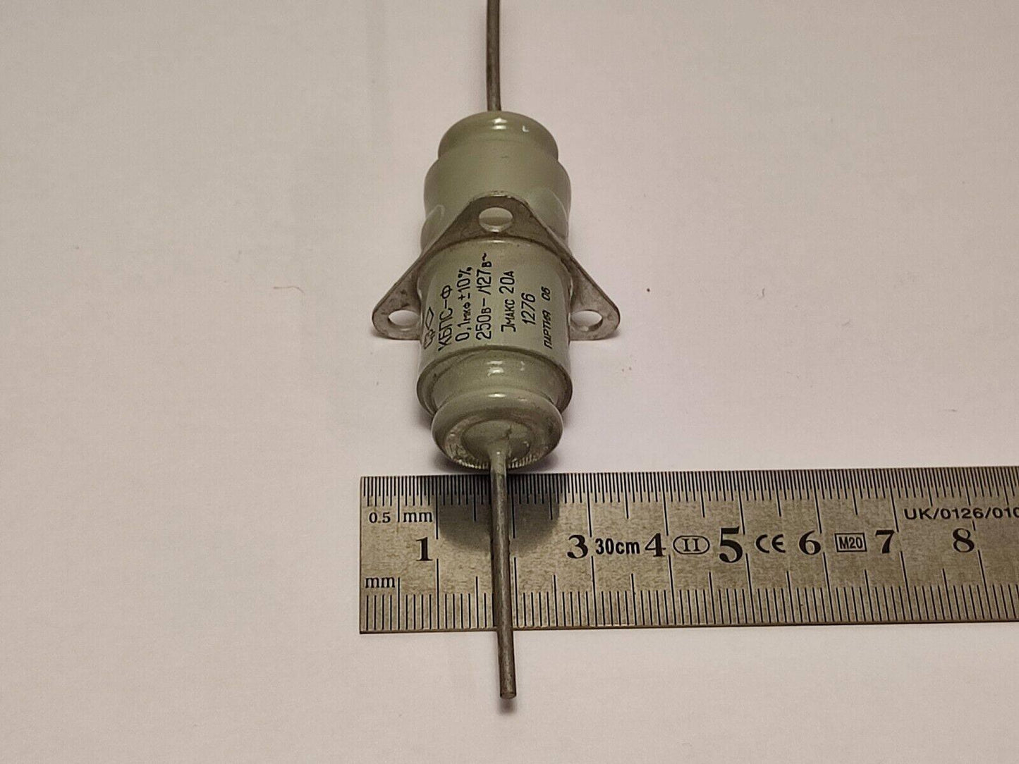 0-1uf-10-250v-127v-20a-kbps-f-russian-feedthrough-capacitors-lot-of-5pcs-vintage-radio-parts-store-default-title-60690313445715 - Vintage Radio Parts Store