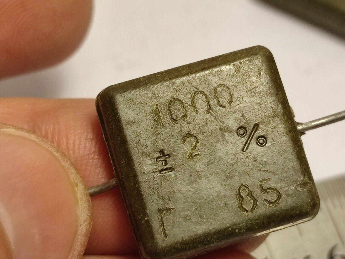 1000 pF 500 V 5% LOT OF 10 Pcs. RUSSIAN SILVER-MICA CAPACITORS KSO-5G КСО-5Г