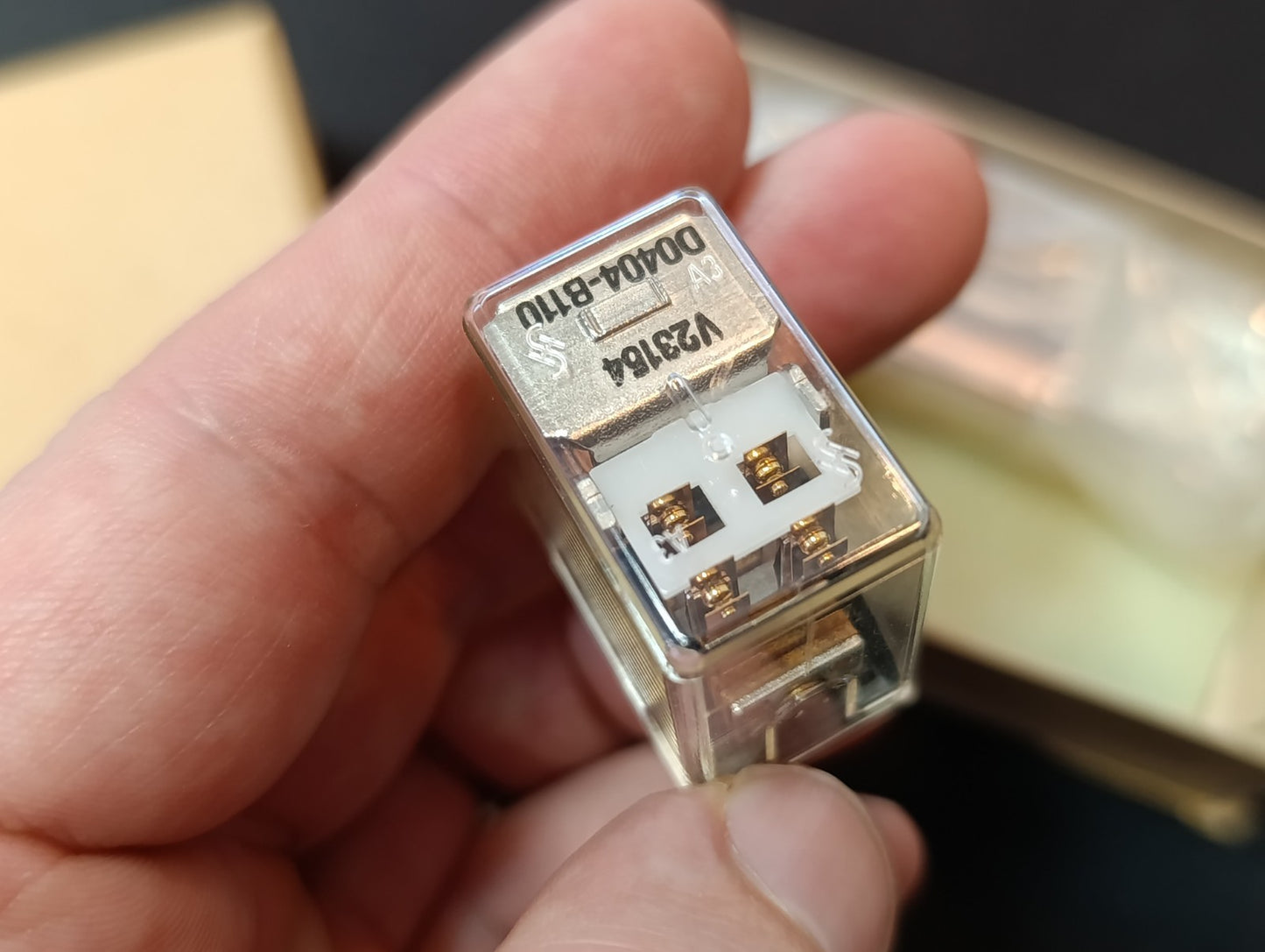 (2Pcs.) LOT Siemes 724 B110 V23154 A3 RELAY 00400-B110 NOS NEW