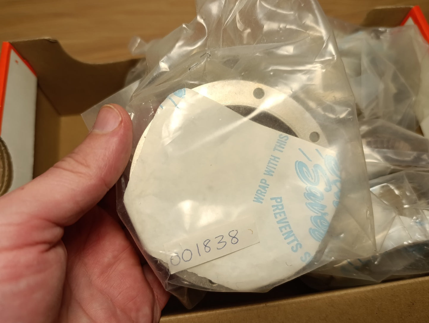 001838 Eimac Middle Filament Collet for SK300 Y297 Socket NEW NOS