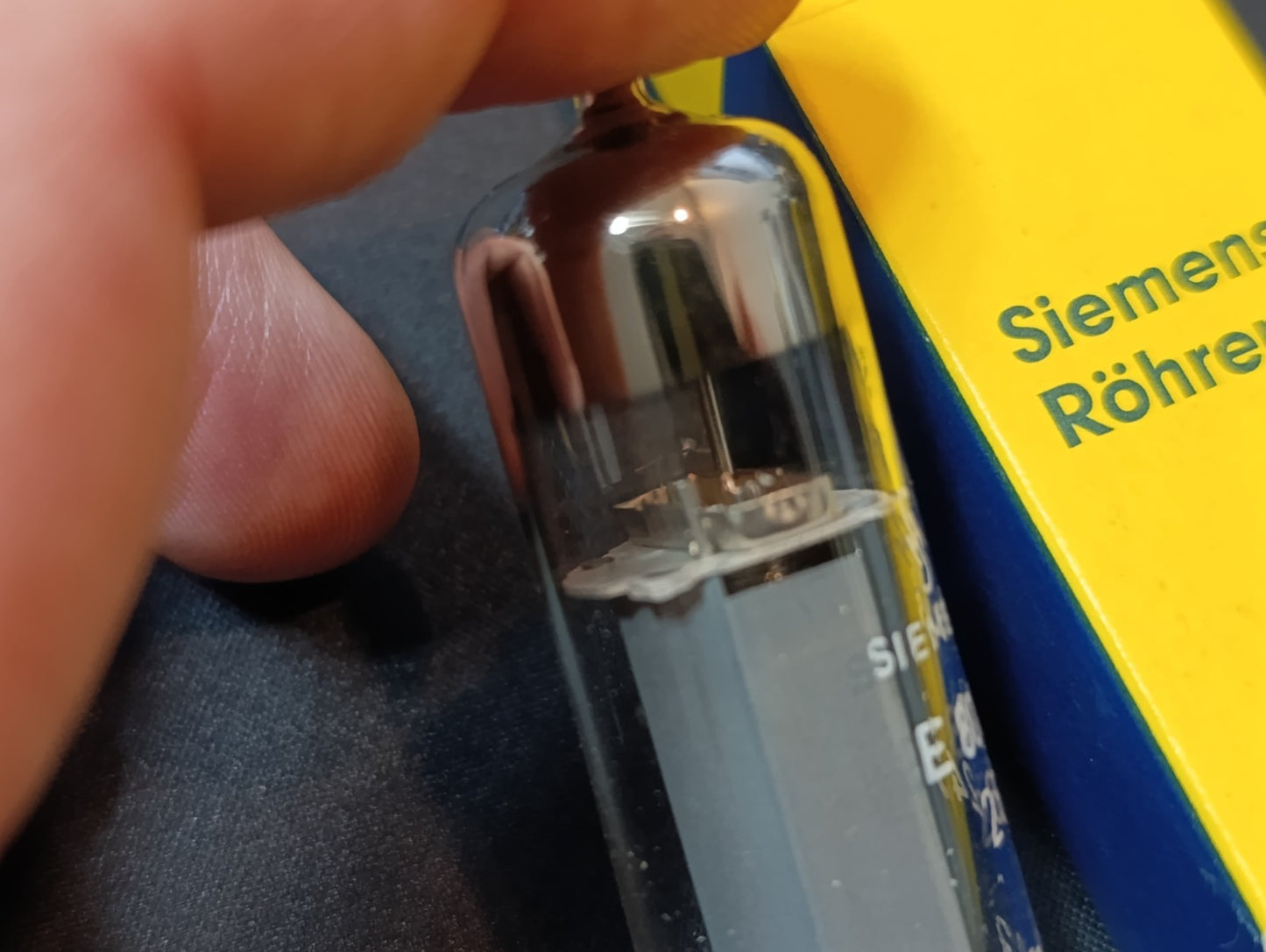 E80L / SIEMENS PIN GOLD / VALVE ( ELECTRONIC TUBE ) NOS NIB BOXED