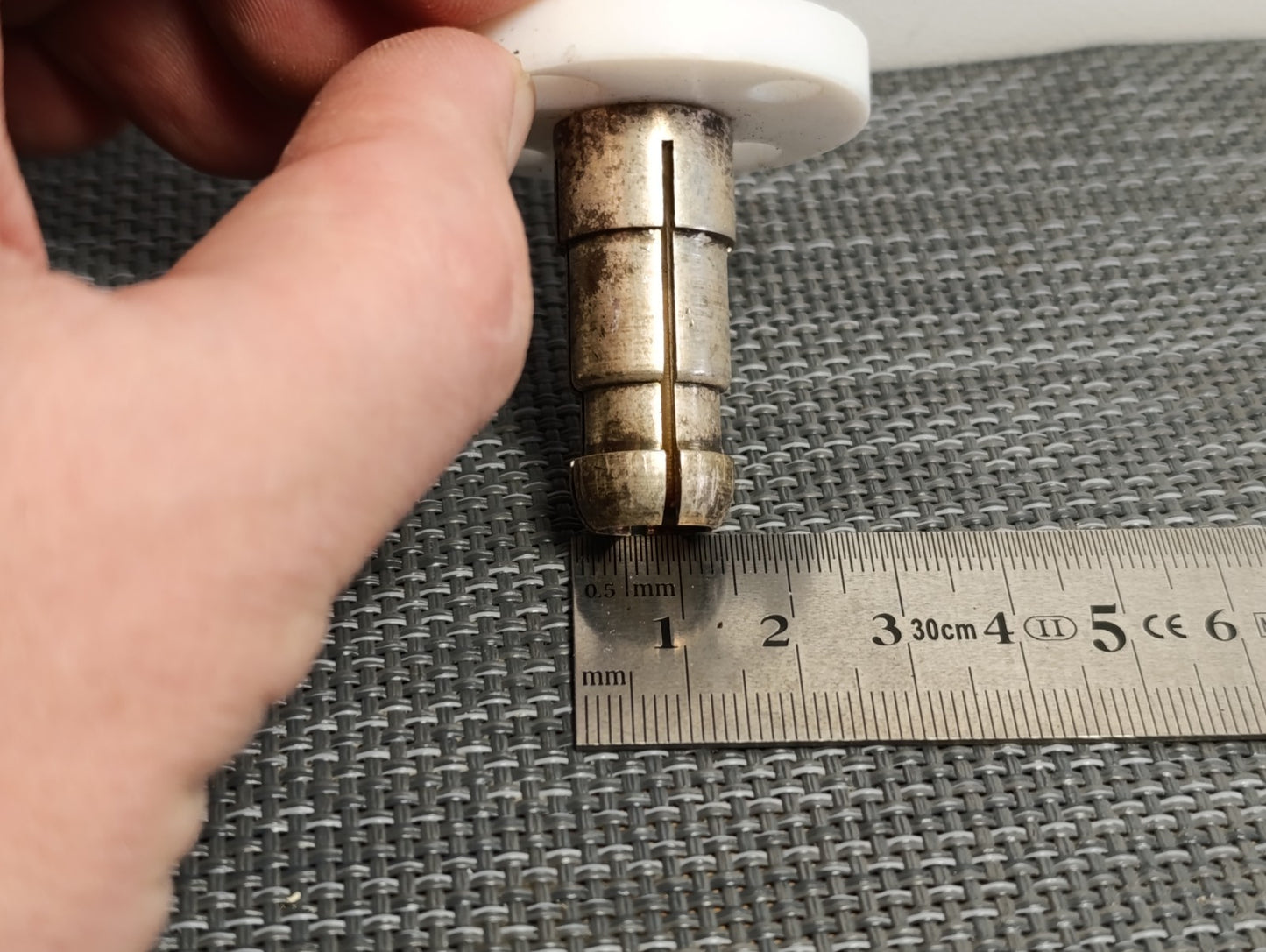 Spinner Rigid line coupling element EIA silver-plated BN