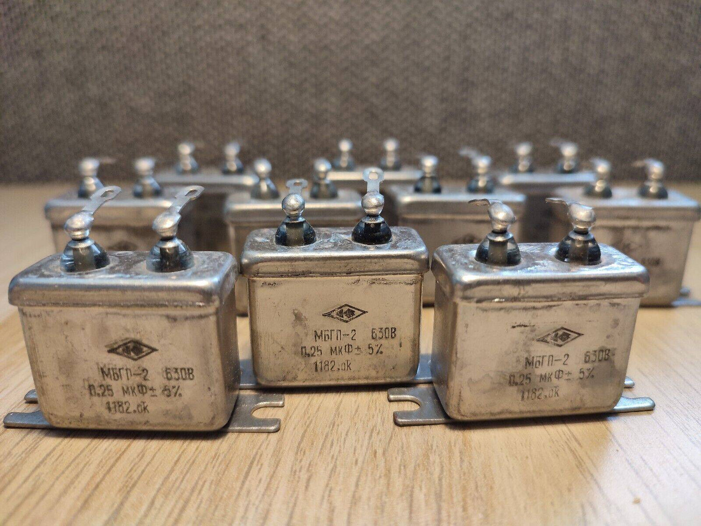 10Pcs Lot of 0.25uF 630 V 5% RUSSIAN PAPER IN OIL AUDIO CAPACITOR MBGP-2 МБГП–2