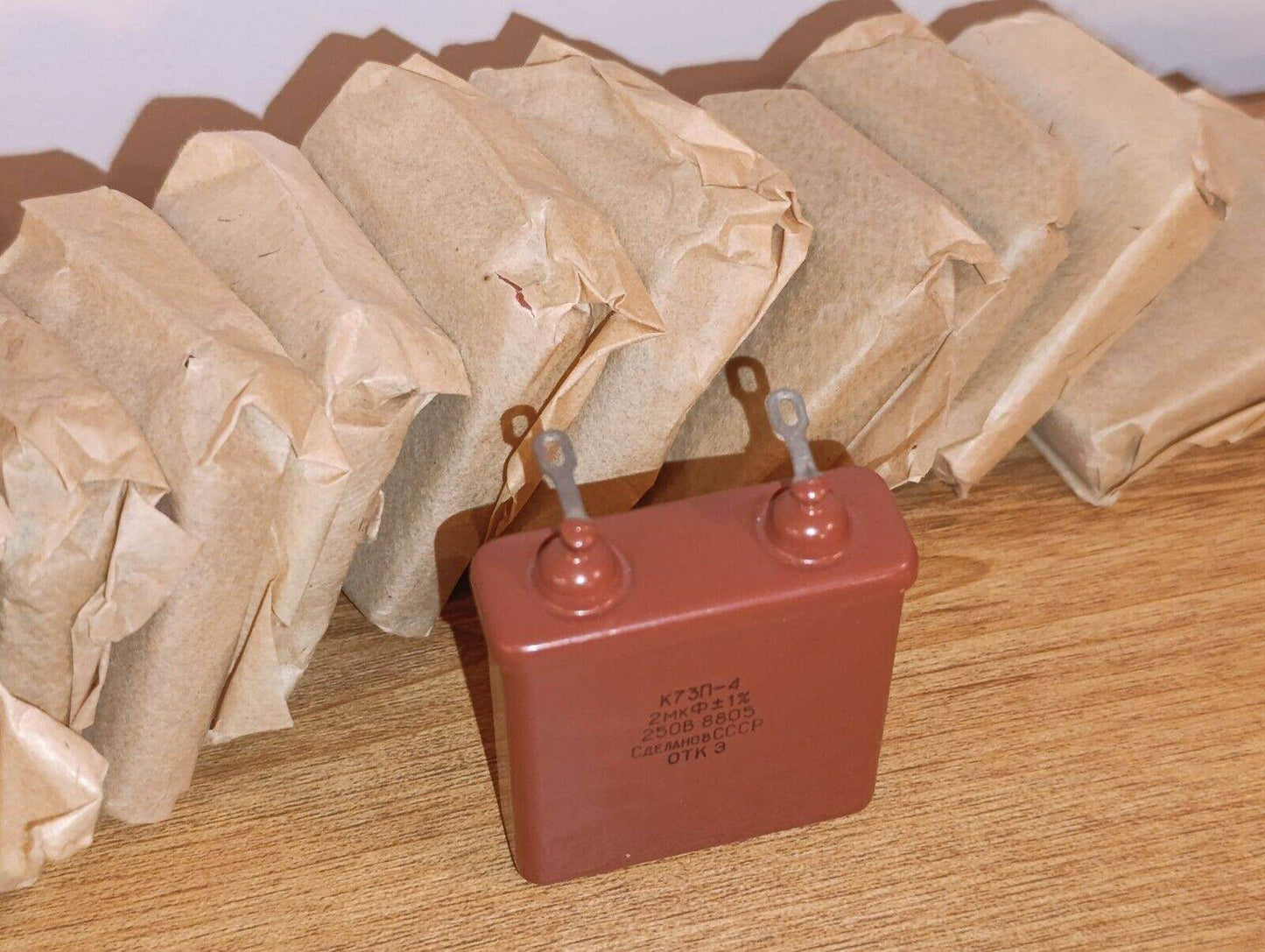 10pcs LOT of 1 uF 250 V 1% K73P-4 Aluminum Foil Capacitor, New (NOS)