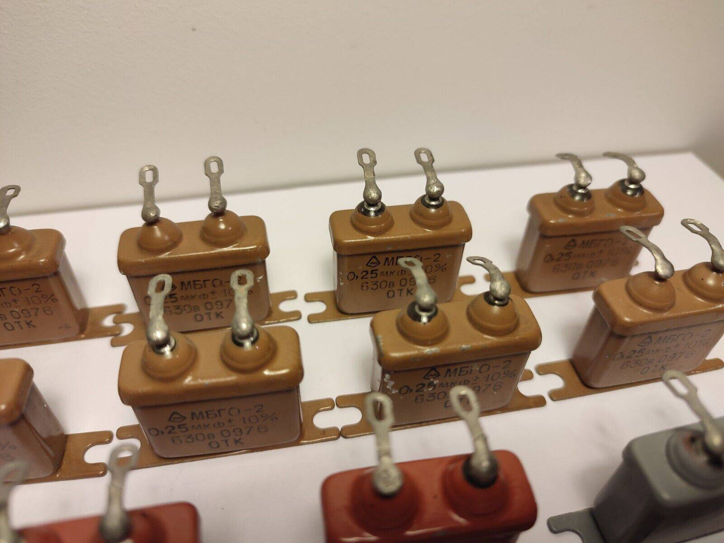14Pcs Lot of 0.25uF 630 V 5% RUSSIAN PAPER IN OIL AUDIO CAPACITOR MBGO-2 МБГO–2