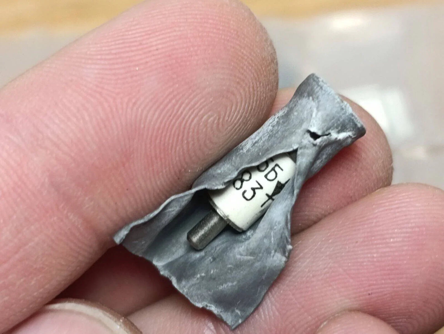 2vnt D405B TSRS Д405Б karinis mikrobangų maišytuvo diodas 8.2...14.2GHz karinis