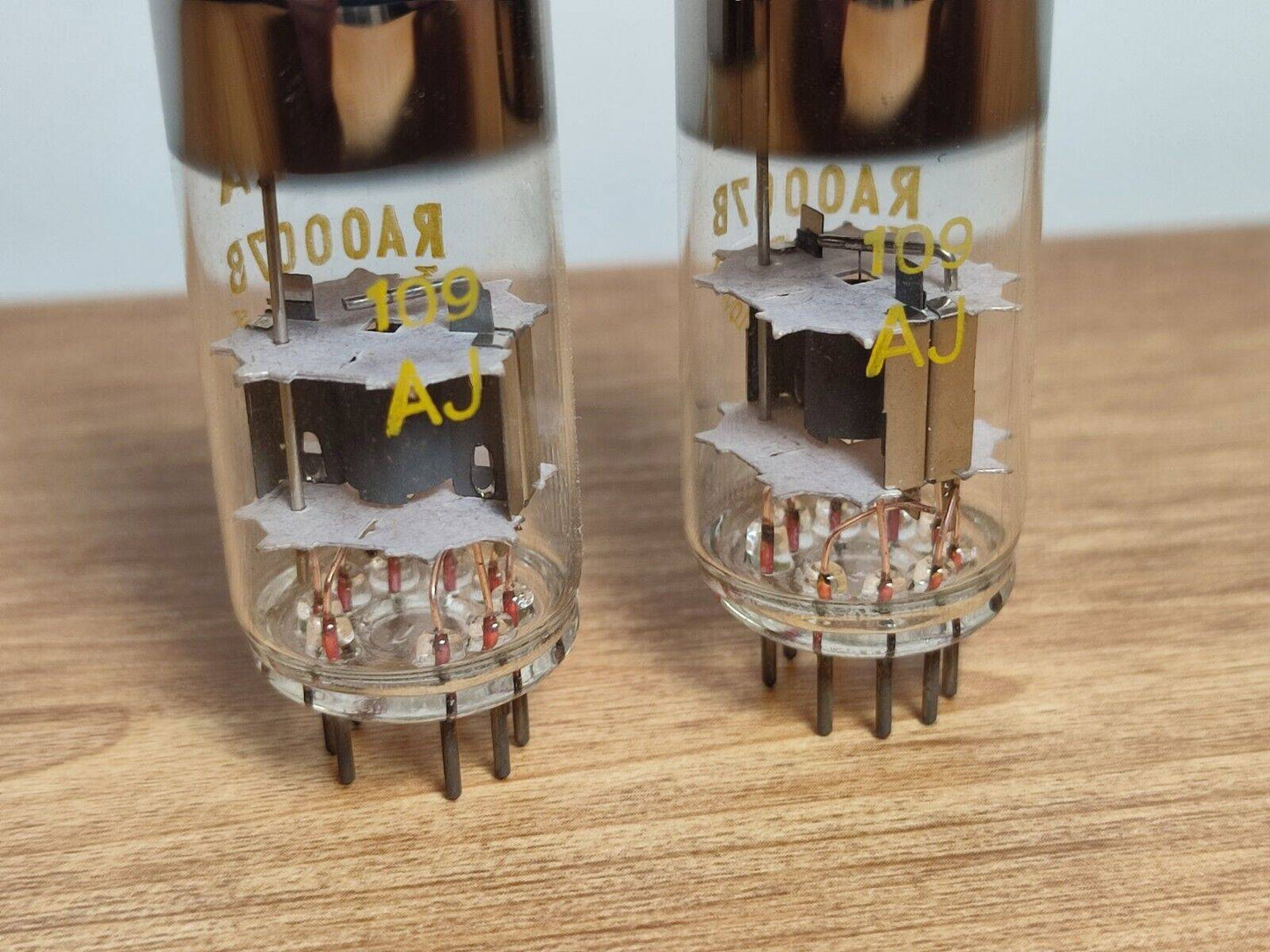 2Pcs RA0007B TESLA SATURATION SPECIAL VACUUM DIODE TUBE NOS ~RA0007A