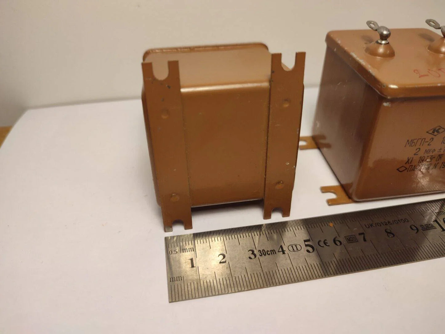 2x 2 uF 20% 1000 V RUSSIAN PAPER IN OIL PIO AUDIO CAPACITOR MBGP-2 МБГП-2