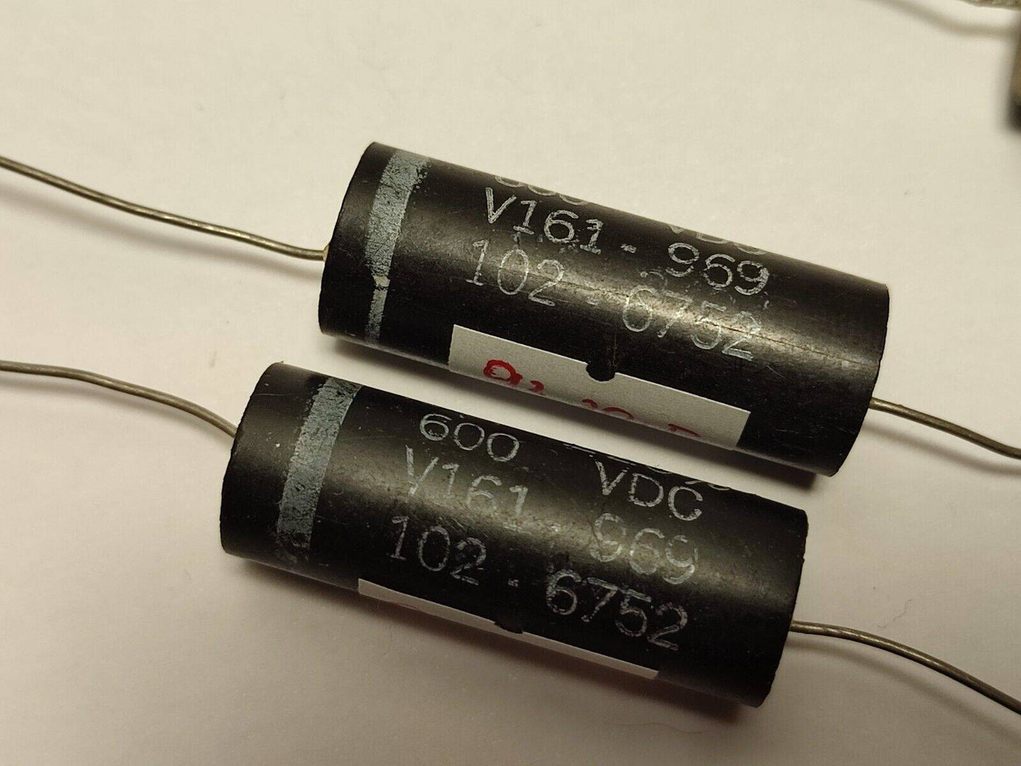 2X MATCHED Vintage 0.1uf .1uf 600v Axial Capacitor PHILCO - FORD NOS 60'S