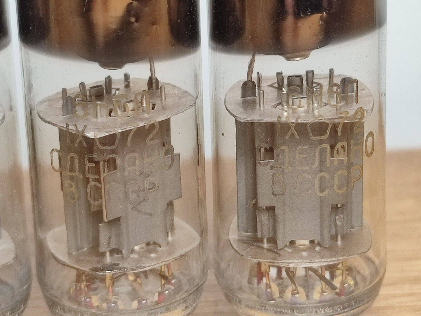 4 pcs LOT 6N6P tubes Gold grid New NOS 70's 1972 ( ecc99 e182cc 5687 7044 7119)