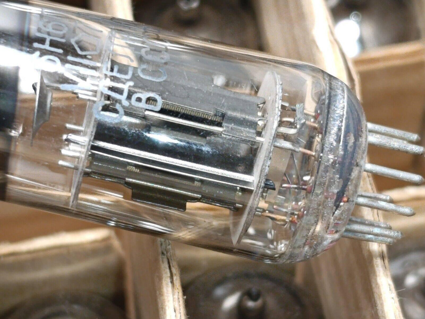 4 pcs LOT 6N6P tubes Gold grid New NOS 70's 1976 ( ecc99 e182cc 5687 7044 7119)