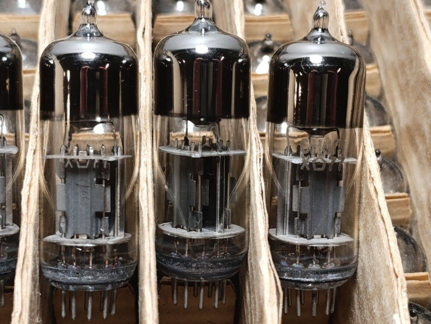 4 pcs LOT 6N6P tubes Gold grid New NOS 70's 1977 ( ecc99 e182cc 5687 7044 7119)