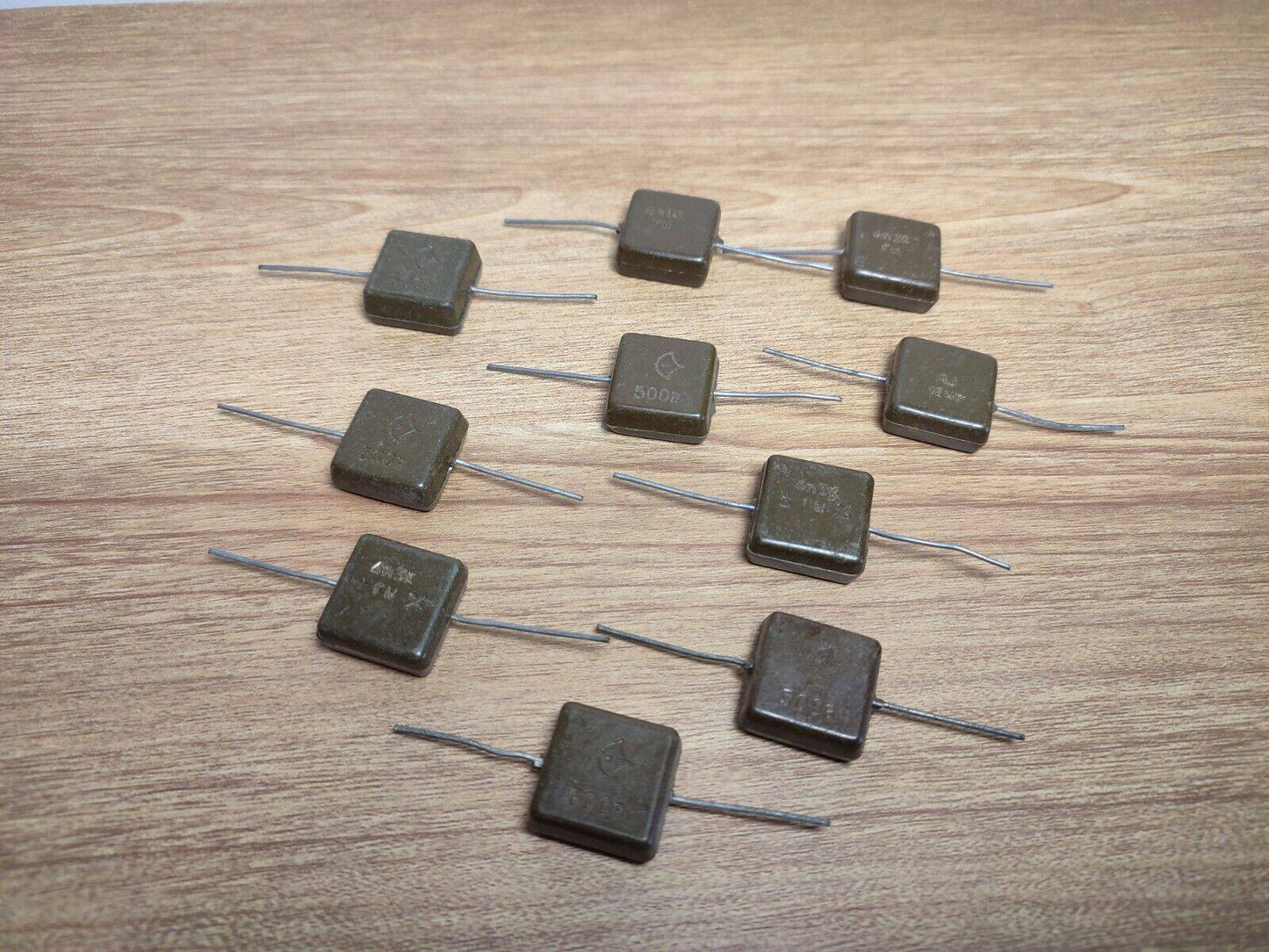 4300 pF 500 V 5% LOT OF 10 Pcs. RUSSIAN SILVER-MICA CAPACITORS KSO-1G КСО-1Г