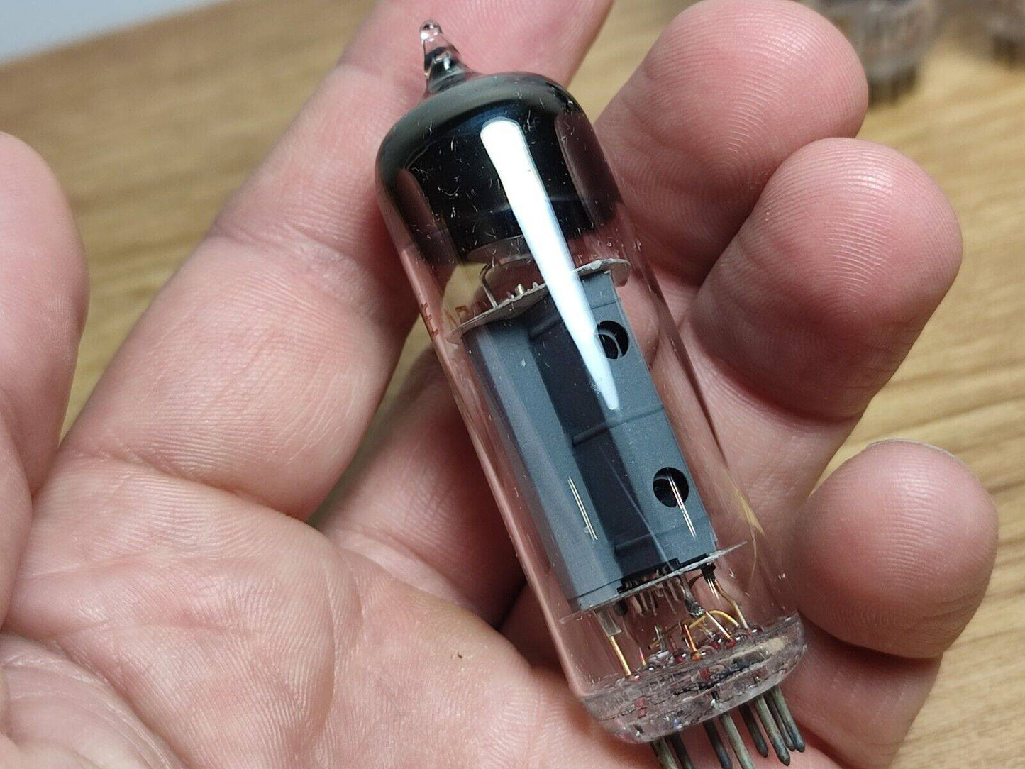 4PCS 6P43P-E ( SIMILAR TO EL86 / EL84 ) OUTPUT pentode NOS NEW TUBES