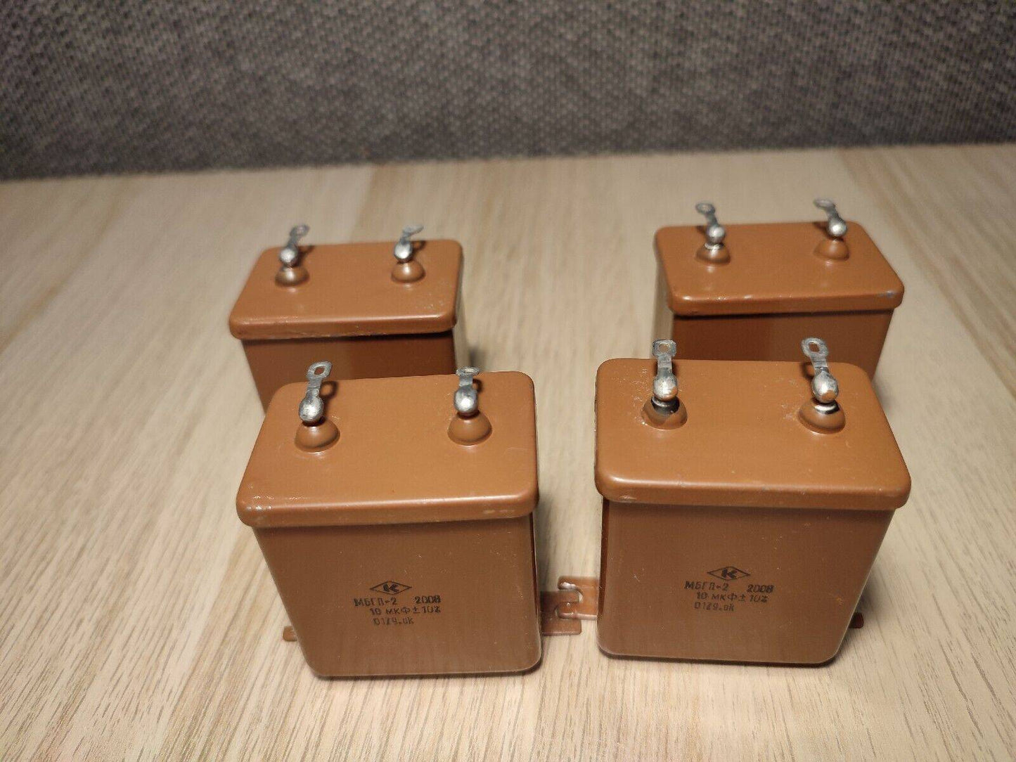 4Pcs MBGP-2 /МБГП–2 10uF 10% 200V RUSSIAN PAPER CAPACITORS LOT