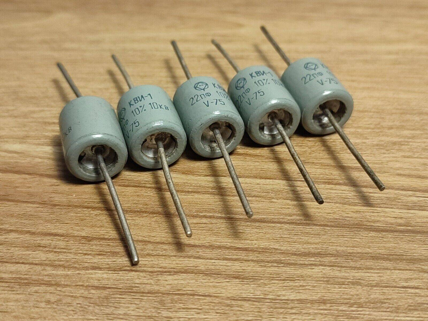 5 pcs 22pF 10kV ±10% Ceramic High Voltage Impulse Capacitors KVI-1 / КВИ-1