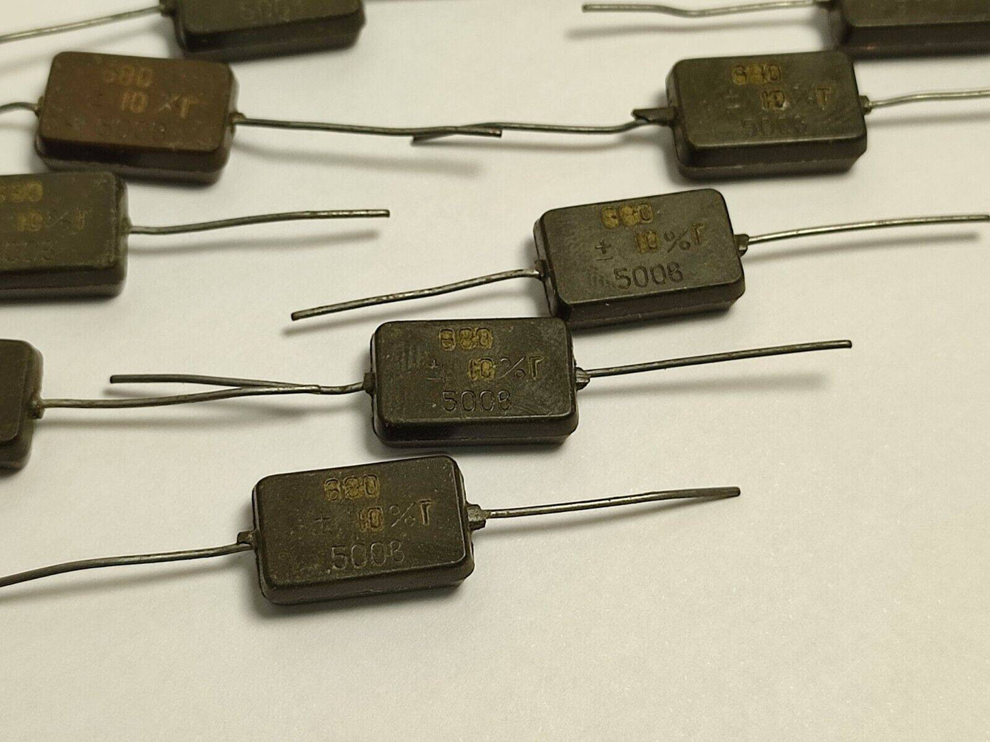 680 pF 500 V 10% LOT OF 10 Pcs. RUSSIAN SILVER-MICA CAPACITORS KSO-10G КСО-10Г