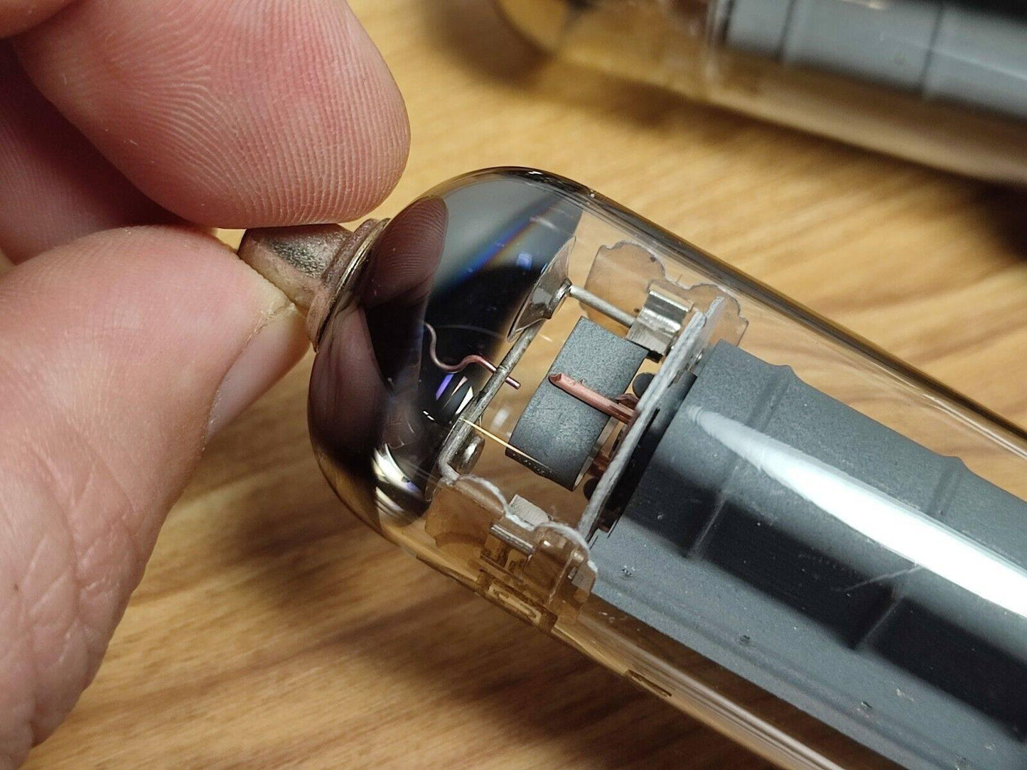 6P13S 4Vnt. NAUJAS NES REFLEKTORIUS TĄ PAČIĄ DATA 70-ųjų VACUUM TUBE ~/ EL36 / 6GC6