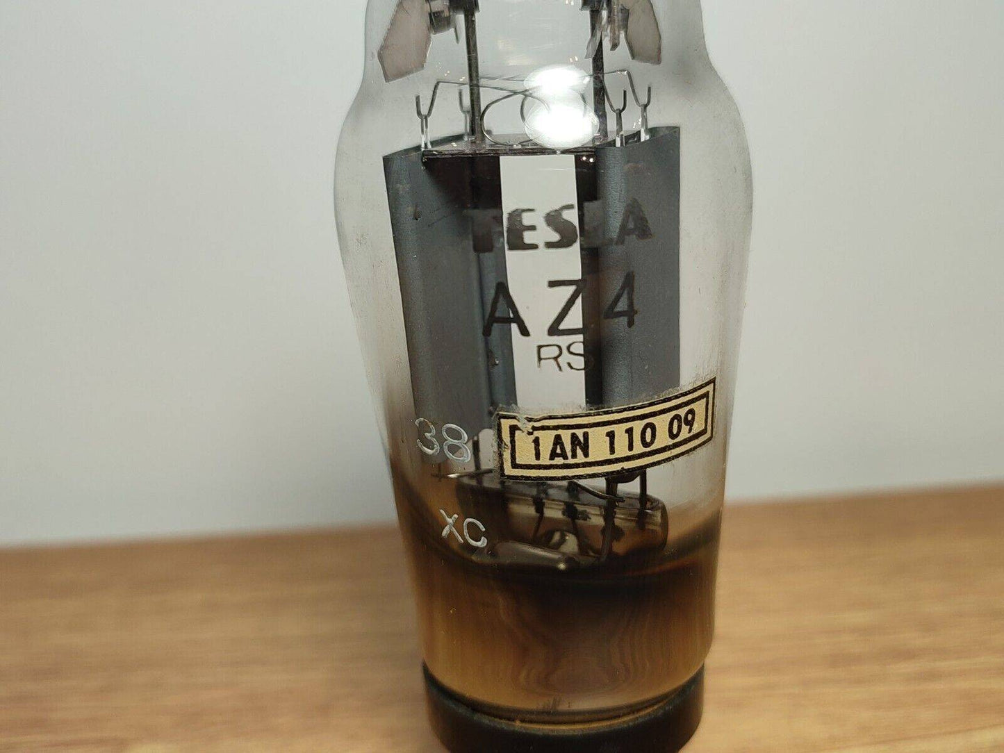 AZ4 TESLA LOT OF 1 FULL-WAVE VACUUM RECTIFIER TUBE NOS = WE56
