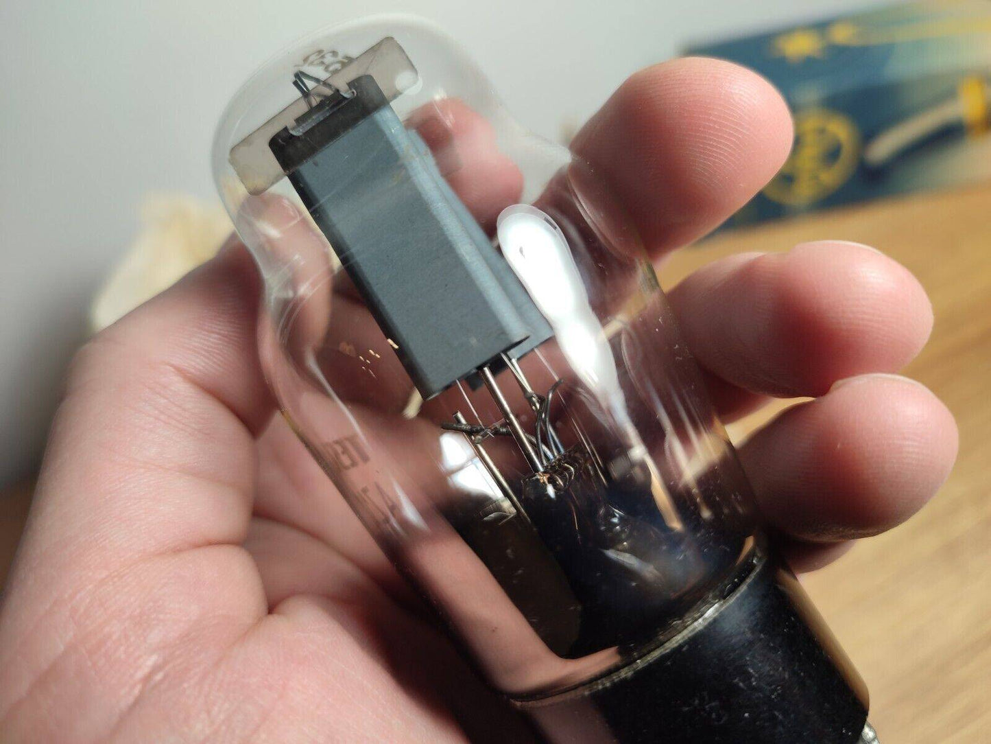 TESLA AZ11 TUBE CERAMIC MICA RECTIFIER POWER TUBE STRONG TESTED