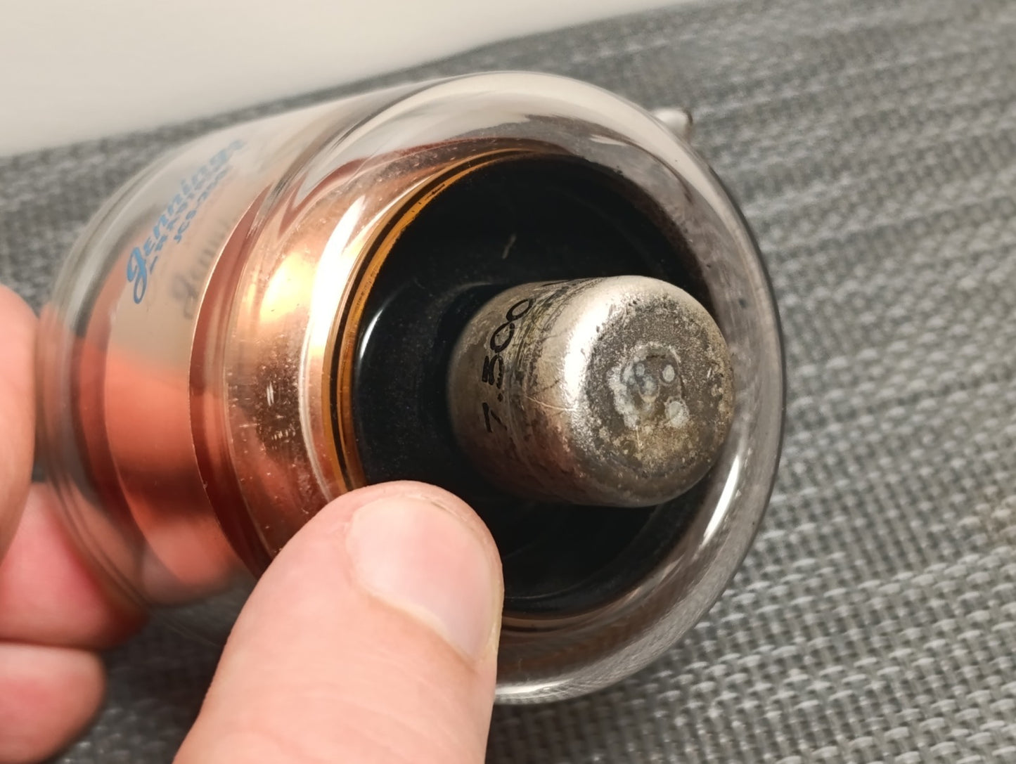 1pcs. 250 pf, 7.5 KV Peak, Jennings JCS-250 Fixed Vacuum Capacitor USED