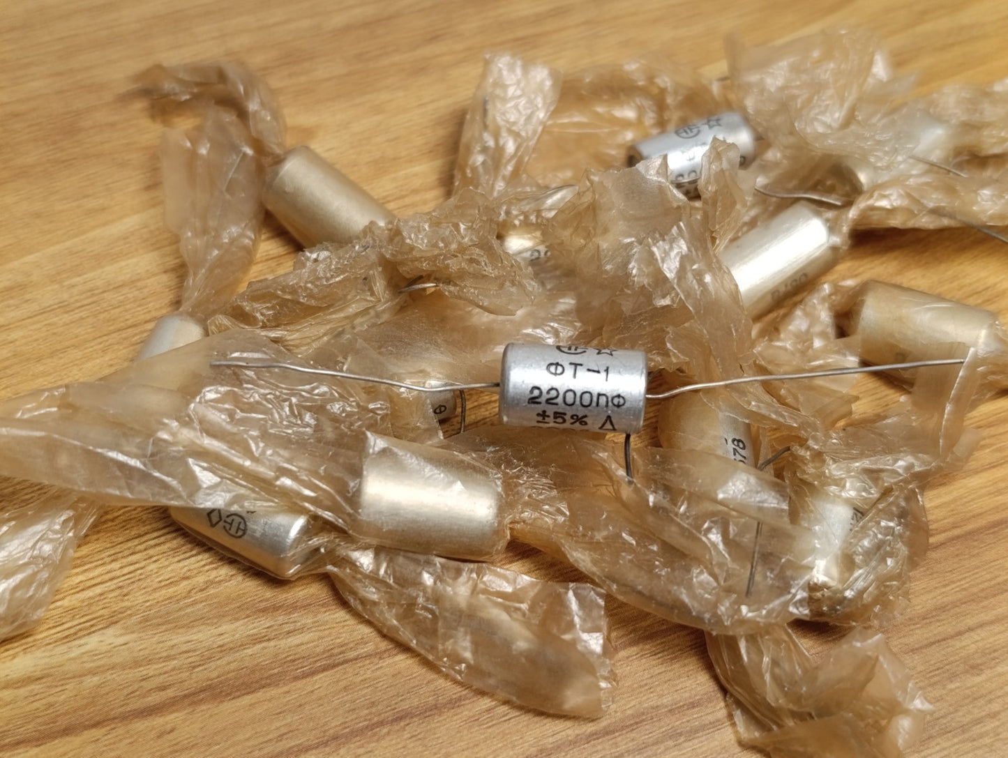 10x FT-1 2200pf 5% 200V NOS Soviet USSR Teflon capacitors / New / 10 pcs