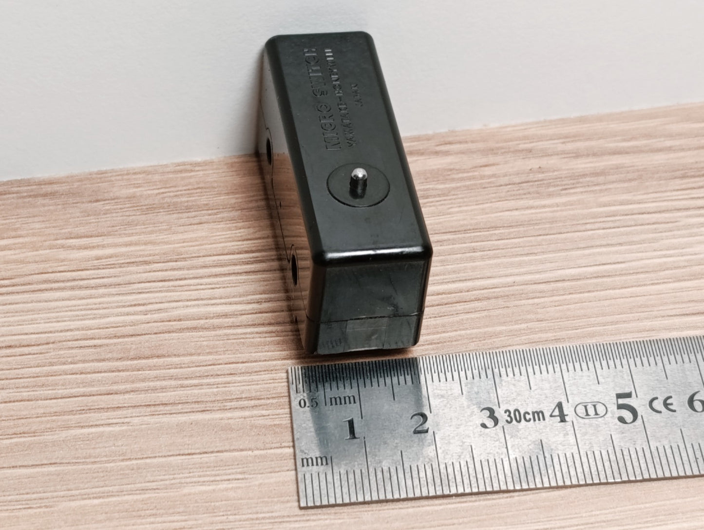 1PC NEW FIT FOR Double blade travel switch micro switch DT-2R-T3-J Yamatake