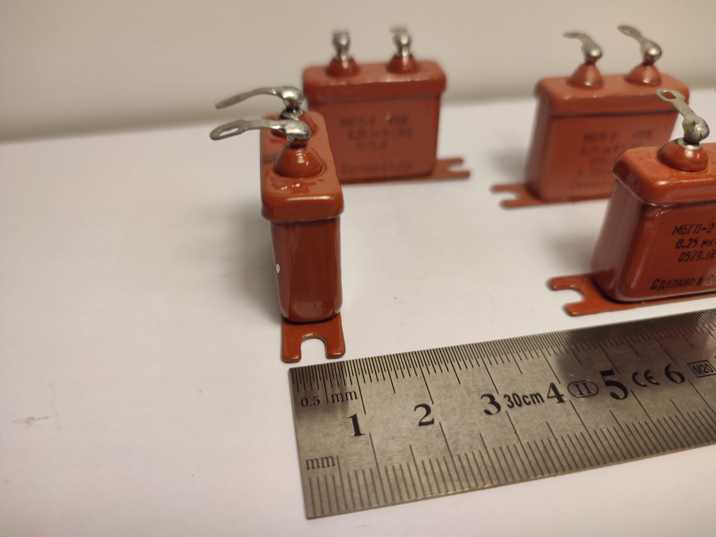 4 Stück 0,25 uF 400 V 10 % MBGP MBGP PIO-Kondensatoren Puls Mehrzweck UdSSR NOS