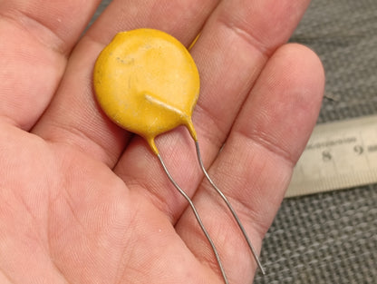 3Pcs  Ceramic Capacitor Z5U with 10nF / 0.01 μF / 3000V, Ceramic Capacitor, NOS