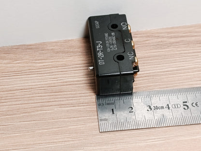1PC NEW FIT FOR Double blade travel switch micro switch DT-2R-T3-J Yamatake