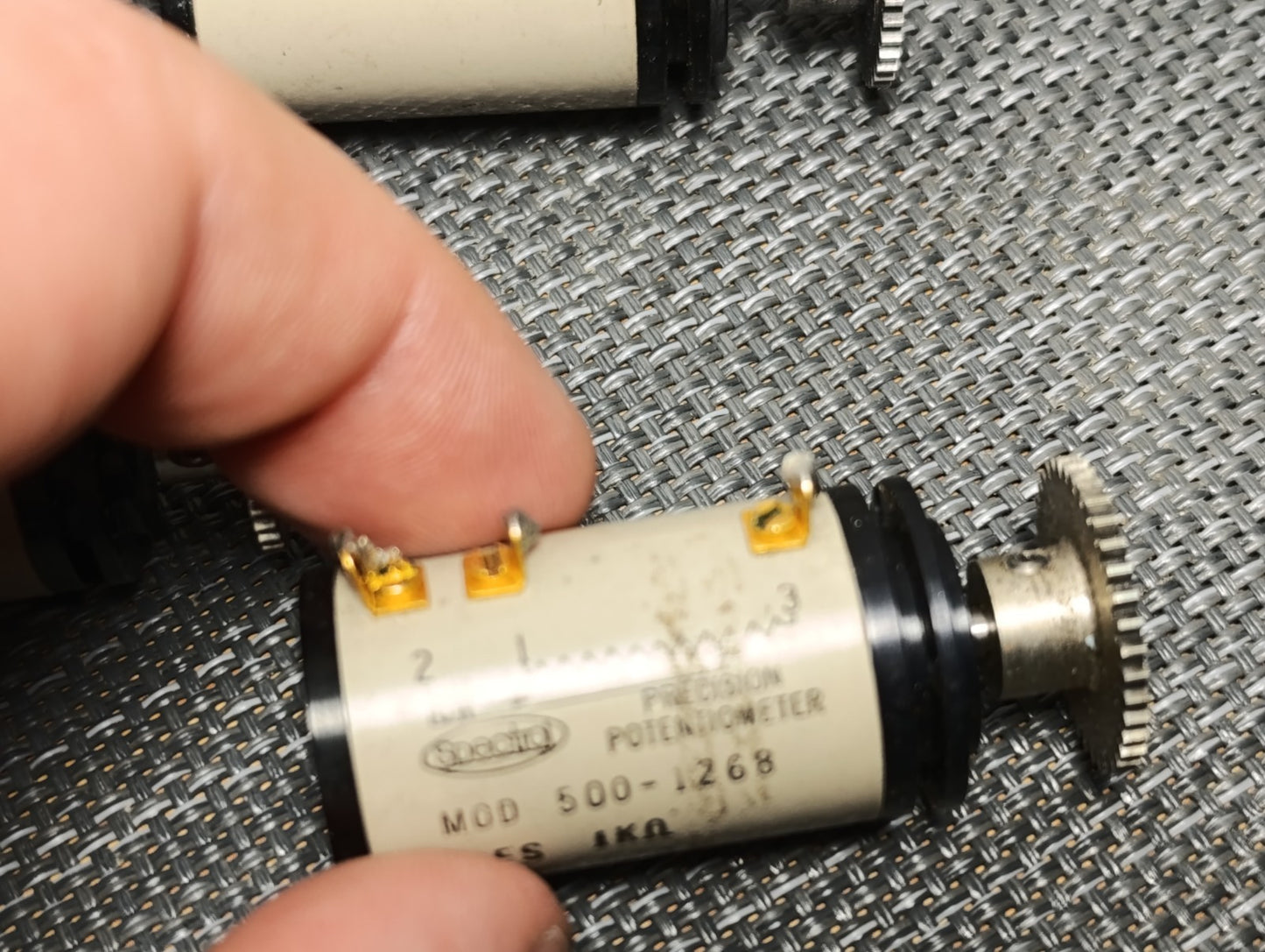 1PCS. SPECTROL 500-1268 1K OHM PRECISION POTENTIOMETER 381-1499-000