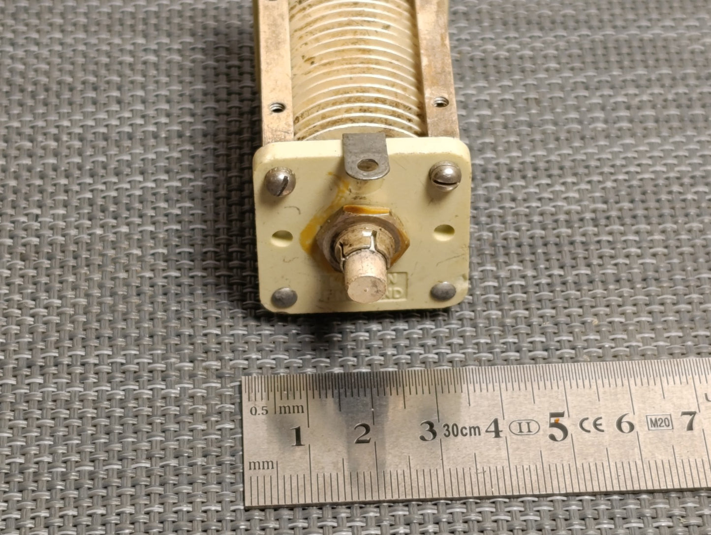 JB Made in England 50501a 150 pf ceramic silver plate variable capacitor  (Pull)