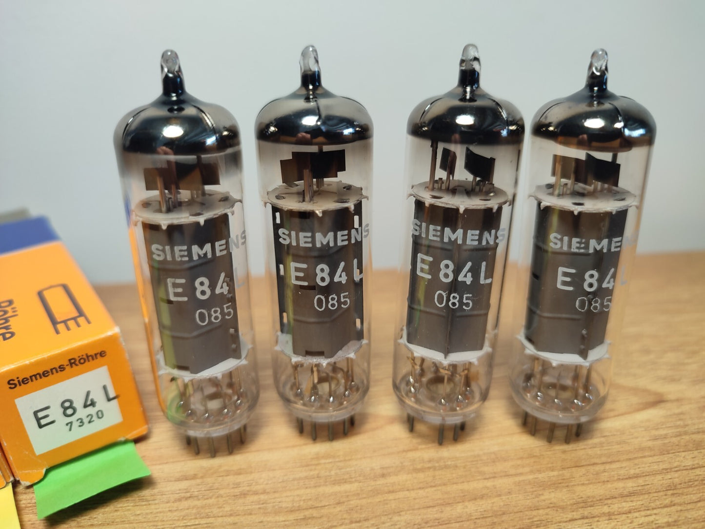 Matched Quad E84L 7320 Platinum Siemens & Halske NOS NIB EL84 6BQ5 NOS / NIB