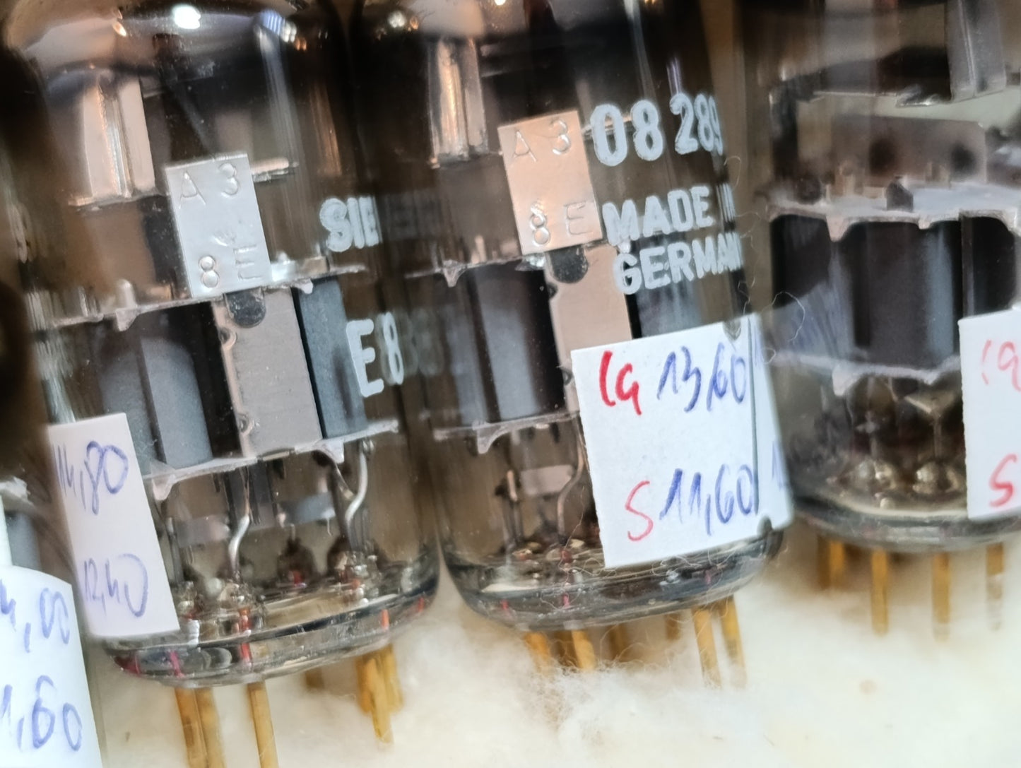 Siemens & Halske E88CC 6922 Pair A3 8E same Date codes radio vacum tubes (2pcs)