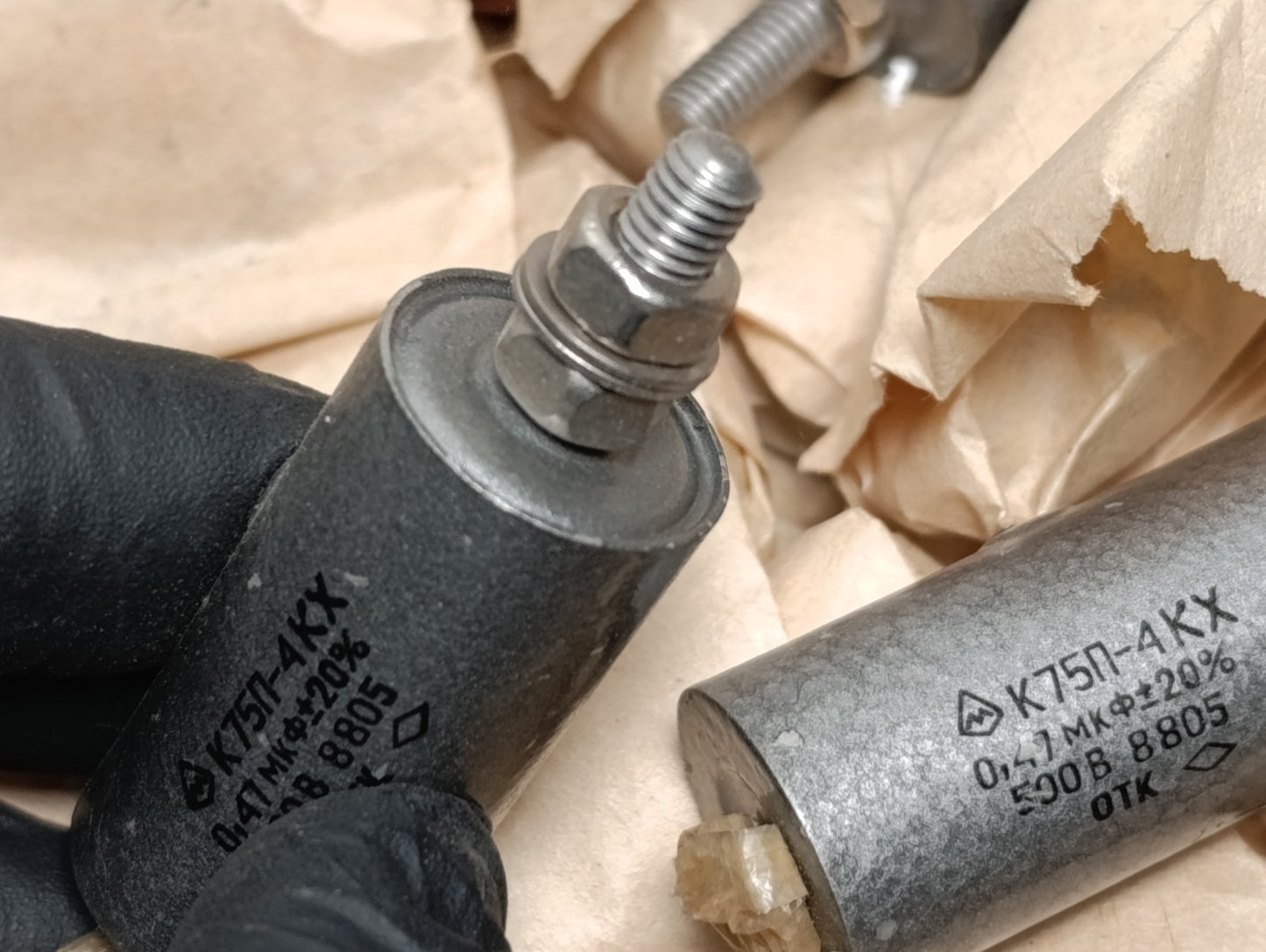 K75P-4KX 0.47 uF 500V capacitor for suppression of radio interference Lot 2pcs.