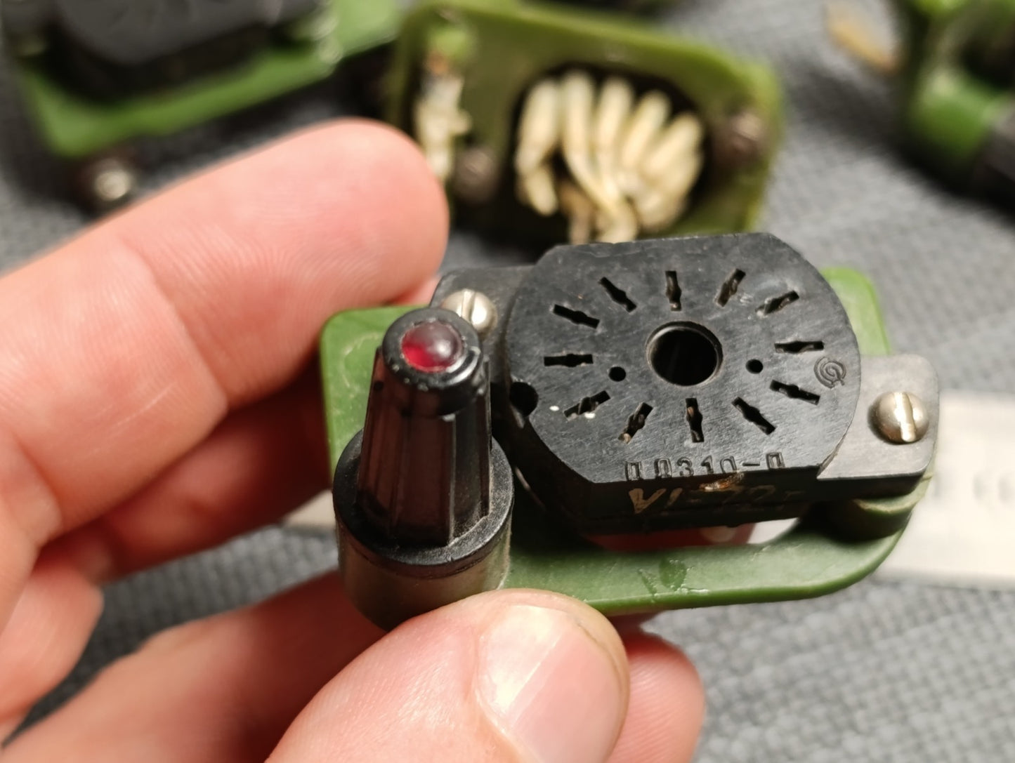 5 pcs PL31A-P Vintage RARE 14-pin Nixie Tube Socket for IN-12 IN-15 IV-22 USED