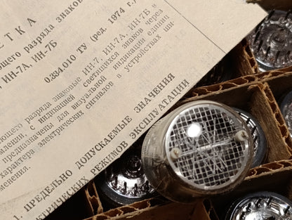47pcs. Same date Vintage IN-7A nixie tube DIY clock USSR indicator IN-7 neon