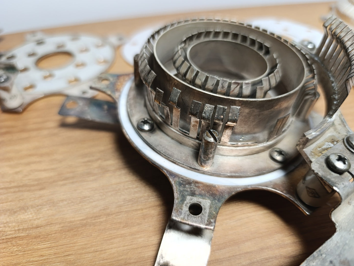 Parts OR NOT Working socket Y297-A Eimac parts for 4CX5000A (damaged)