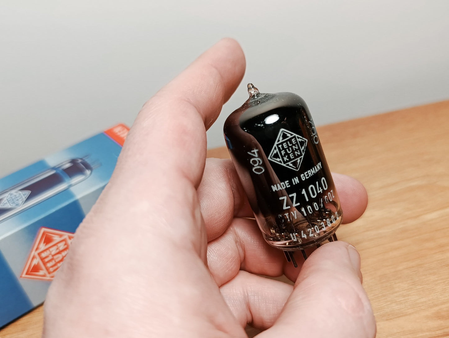 ZZ1040 ZZ-1040 Telefunken Electron Vacuum Tube Valve