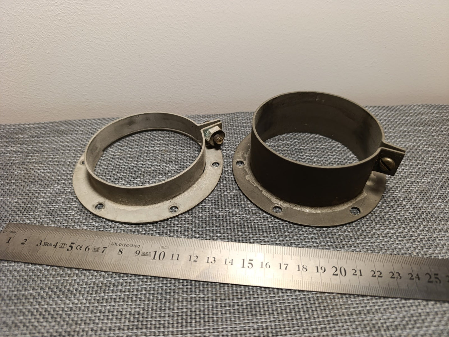 FM2D and FM2B Vacuum Capacitor Mounting Flange EEV USED