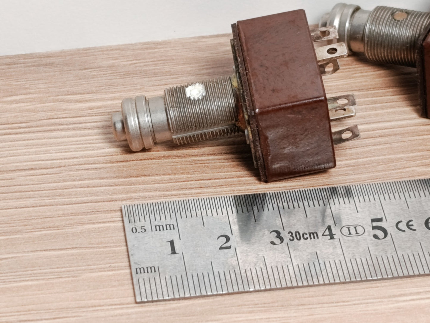 (2Pcs LOT) Toggle SWITCH KP-3 Made in USSR NOS backelite NEW