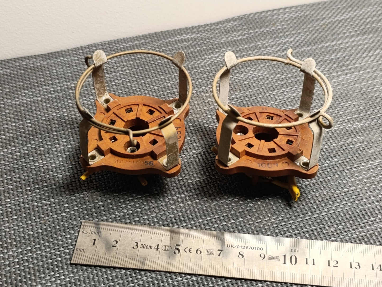 2pcs. PPL3-1PD ПЛ3-1ПД SOCKET  TUBE 6S33S  GU-32 GI-30 GU-29 6S41S GMI-6 USED
