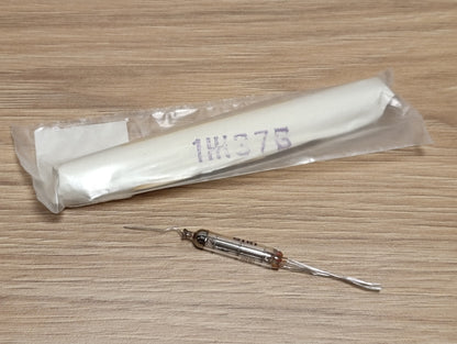 1pcs. 1J37B 1Zh37B 1Ж37Б soviet Vintage Vacuum HF Pentode Tube
