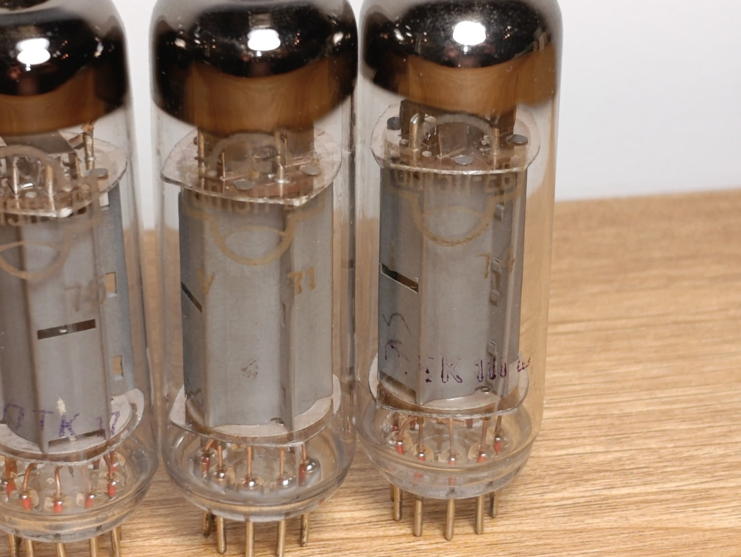 LOT 4 pcs. of 6P15P-EV USSR Radio TUBE GOLD GRID- NOS NEW ! Gold Grid Radi