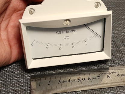 API Model 361 Shielded D.C Amperes Meter Vintage Panel white 0-5 NEW NOS
