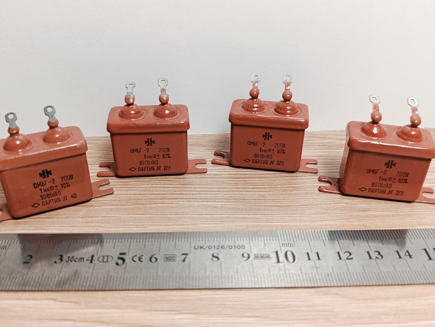 4Pcs. AUDIO CAPACITOR OMBG-2 200V 1uF 10% NOS OМБГ-2 USSR NOS