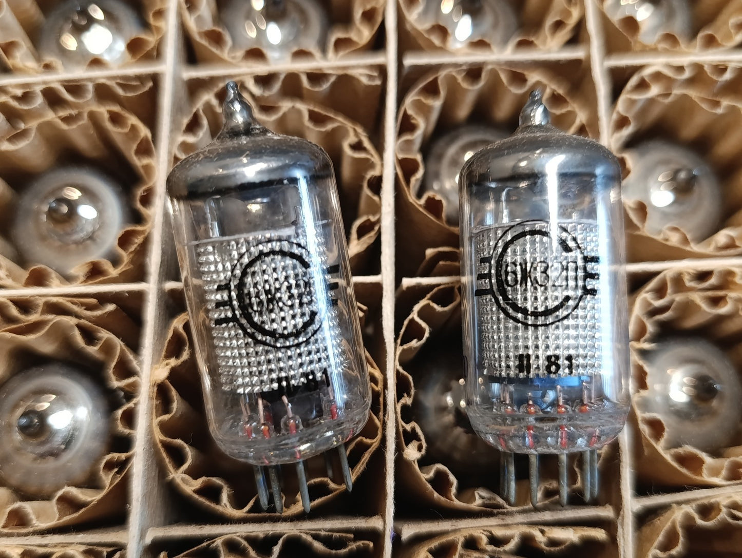 NEW 2pcs 6J32P Same Date Tube Svetlana NOS similar to EF86 62167 EF806S 6Ж32П