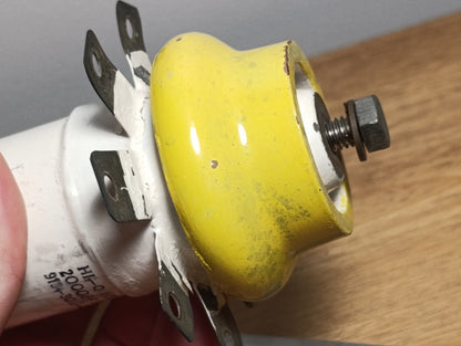 913-3017-00 HI-Q HPD 65/130 N75 Feed -Thru Capacitor 2000pf 5kv 5%  1pcs USED