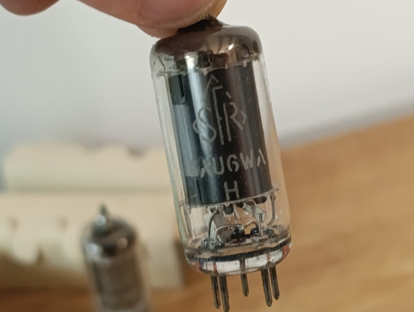 2pscs. 6AU6WAH/6AU6 SFR NOS FRANCE Tube Röhre Lampe TSF Valvola Valve 진공관 真空管