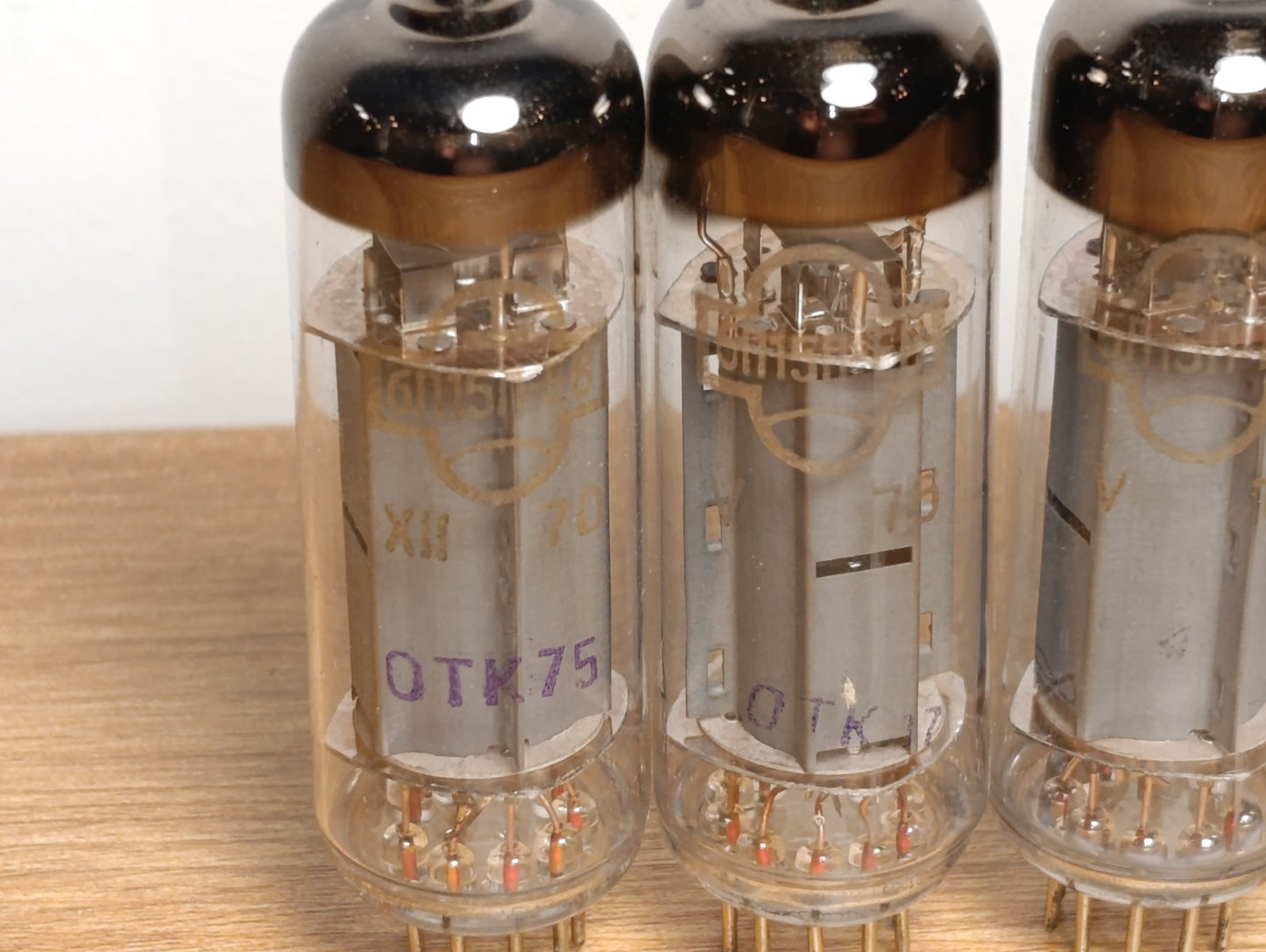 LOT 4 pcs. of 6P15P-EV USSR Radio TUBE GOLD GRID- NOS NEW ! Gold Grid Radi